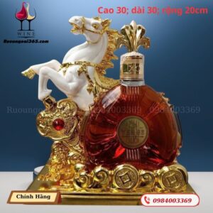 Kệ Hình Con Ngựa Mã Đáo Thành Công Kèm Rượu XO VENUS